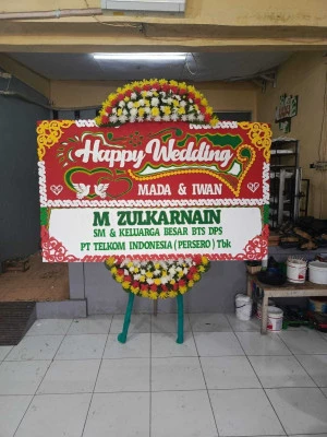 Papan Bunga di Waru Jepon